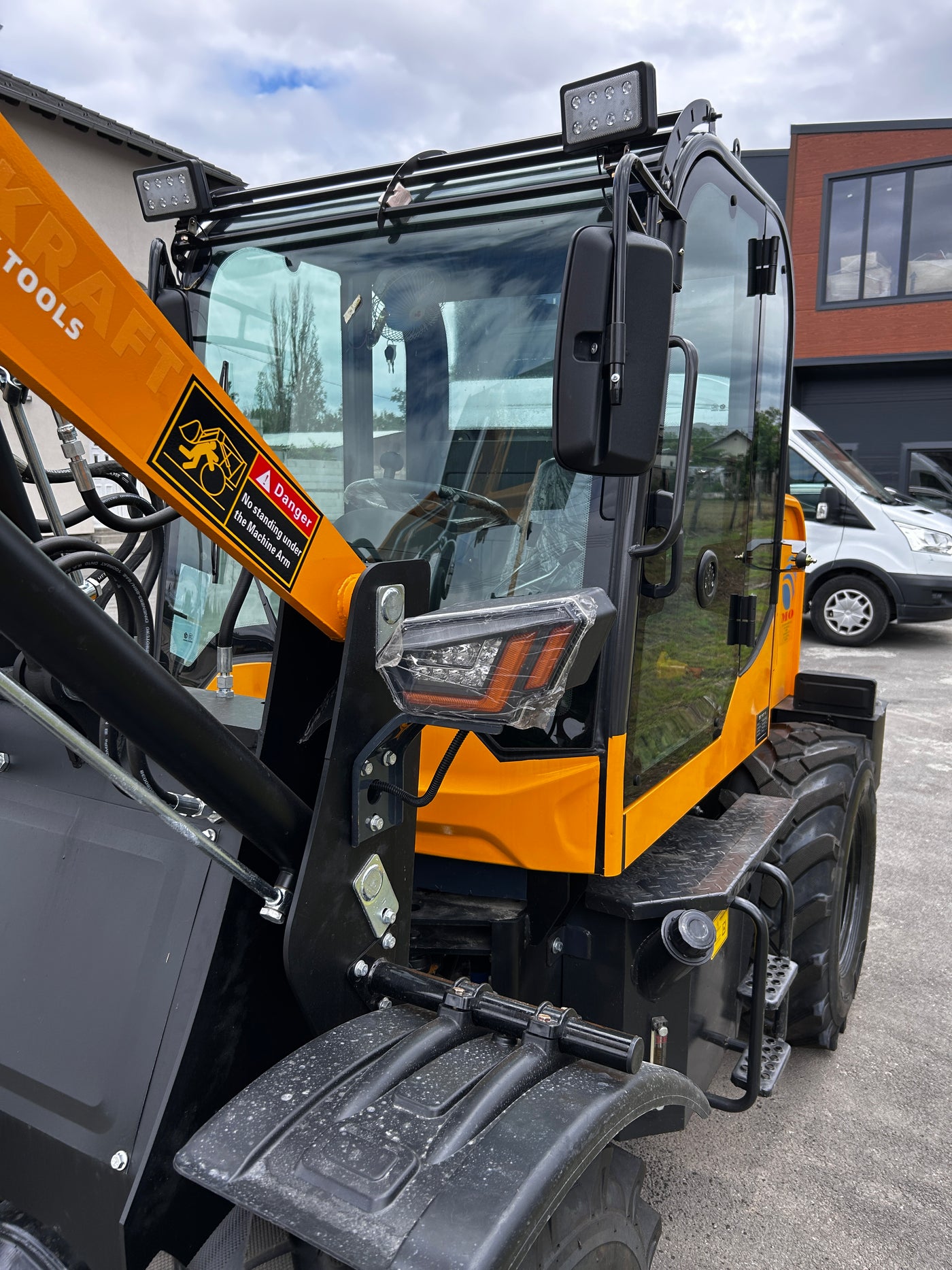 TEC-KRAFT MINI UTOVARIVAČ 920 PRO