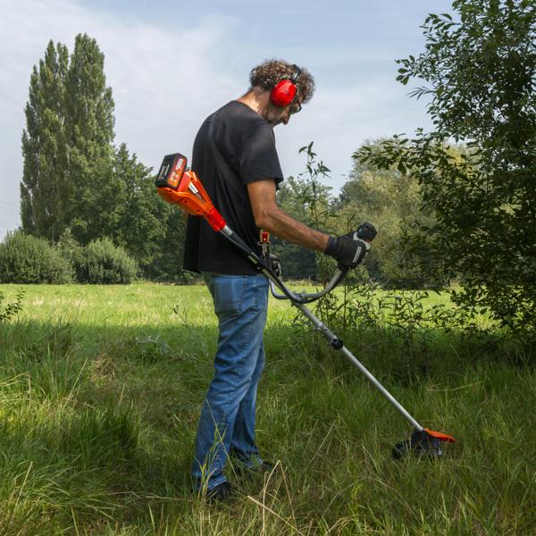Powerplus Dual Power POWDPG75510 Aku trimer / motorna kosa 2-u-1 Brushless 40V – 330/255 mm