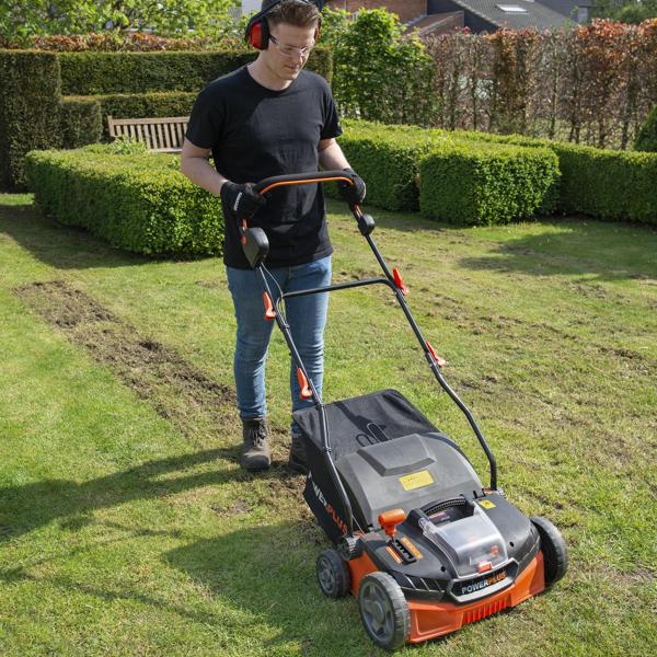 Powerplus Dual Power POWDPG8020 Aku vertikulator i aerator Brushless 40V – 360 mm